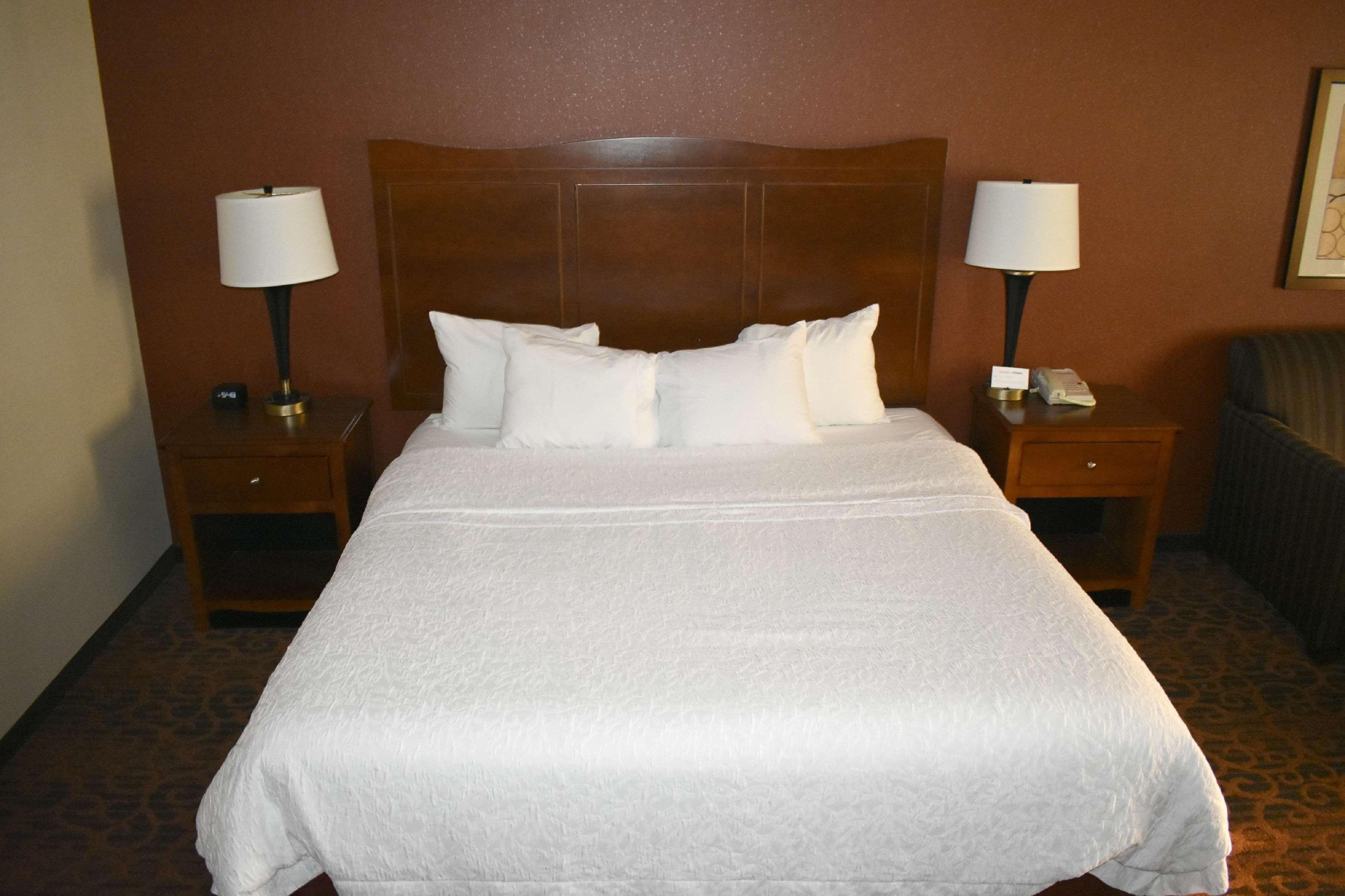Hampton Inn Медфорд Екстер'єр фото