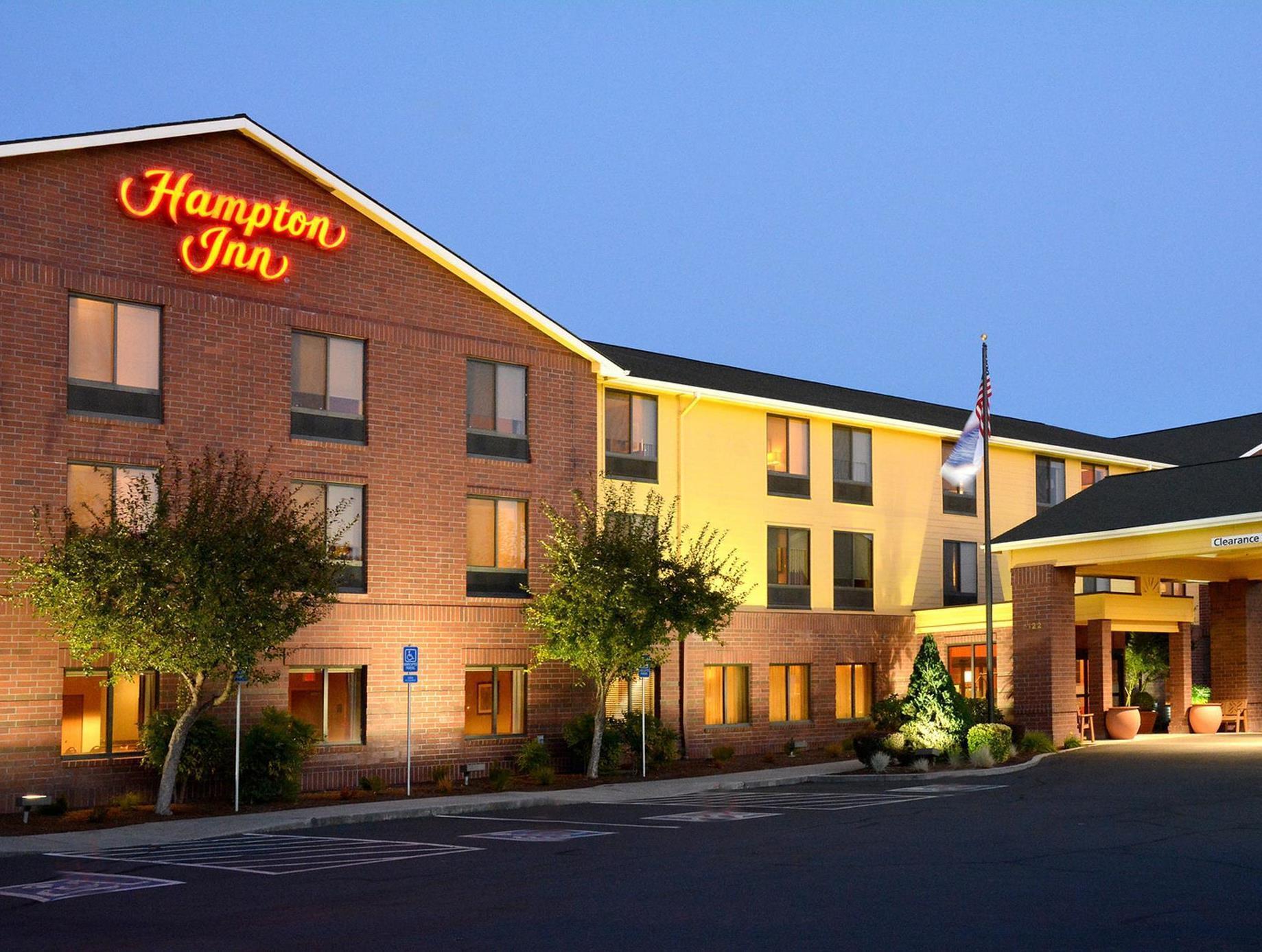 Hampton Inn Медфорд Екстер'єр фото