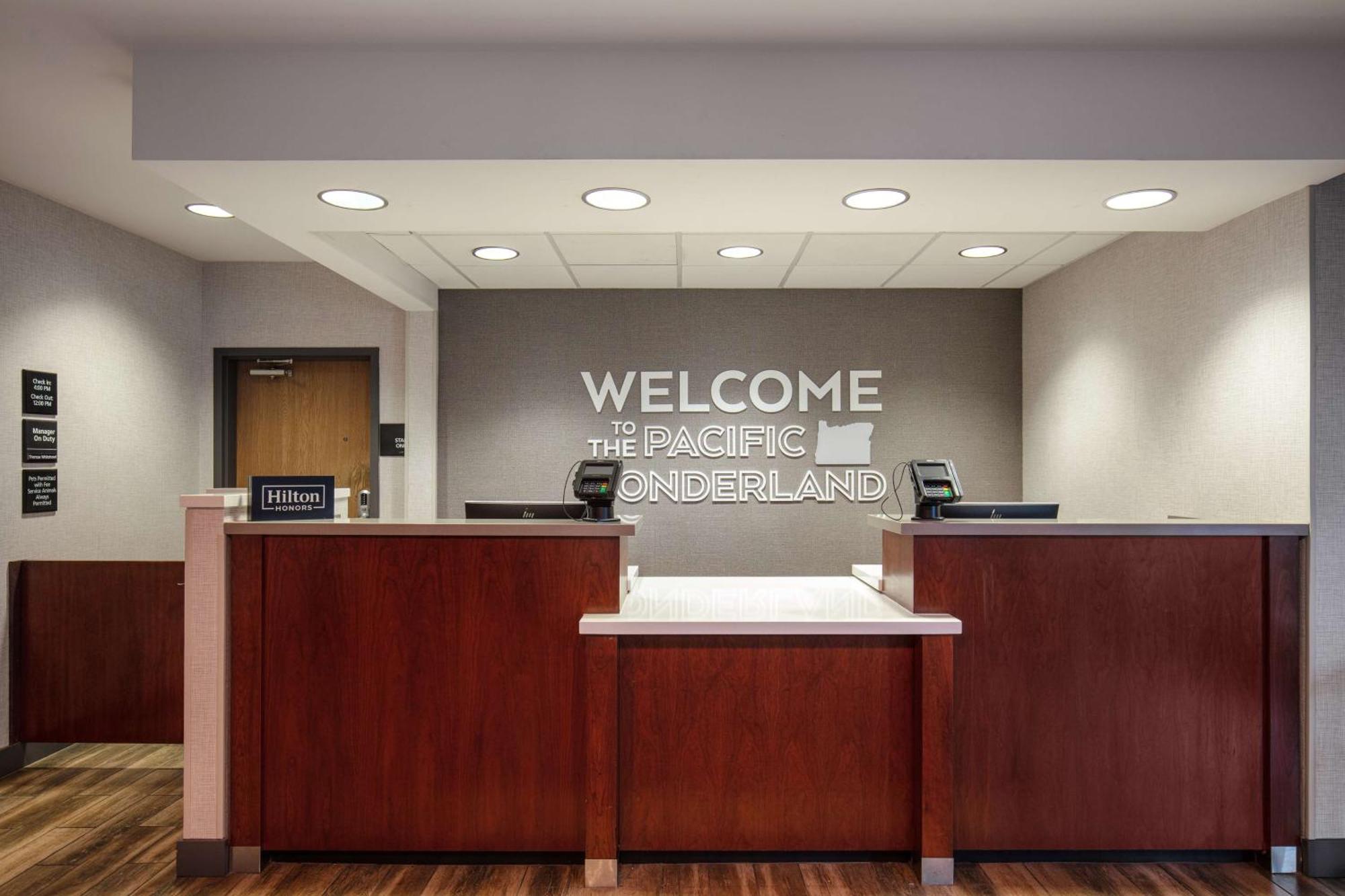 Hampton Inn Медфорд Екстер'єр фото