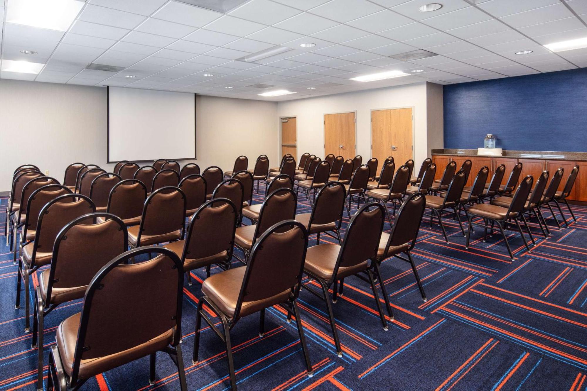Hampton Inn Медфорд Екстер'єр фото